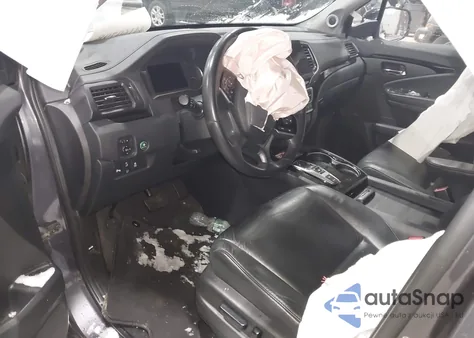 2020 Honda Pilot Awd Touring 8 Passenger z USA, uszkodzony, nr VIN 5FNYF6H9XLB033035